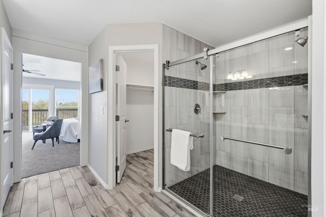 10261 Turner Dr, Middleton, ID 83644