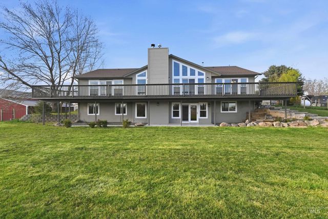 10261 Turner Dr, Middleton, ID 83644