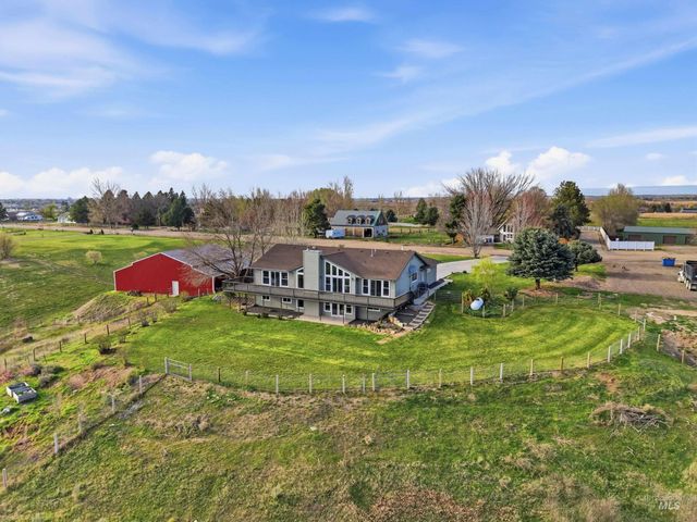 10261 Turner Dr, Middleton, ID 83644