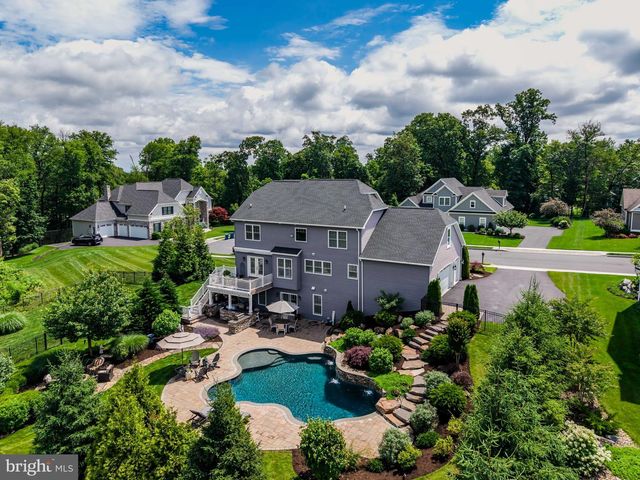 2004 SPRING CT, Mechanicsburg, PA 17055