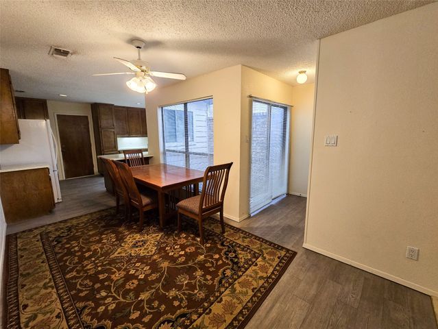 2215 Winter Sunday Way, Arlington, TX 76012