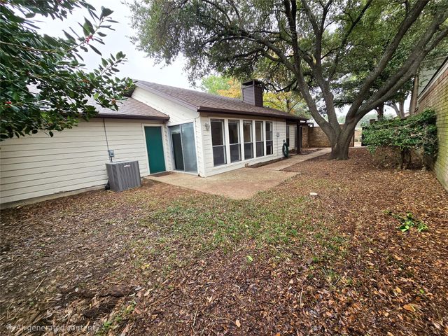 2215 Winter Sunday Way, Arlington, TX 76012