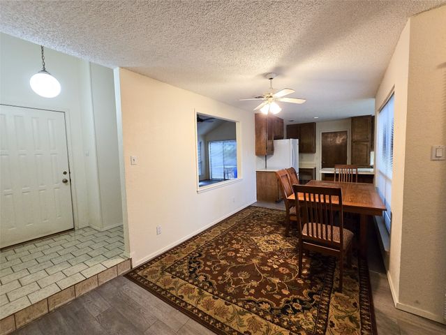 2215 Winter Sunday Way, Arlington, TX 76012