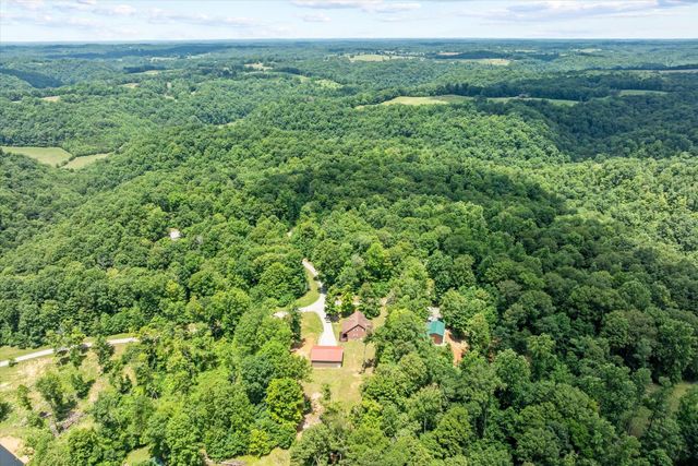 150 Bear Paw Road, Albany, KY 42602