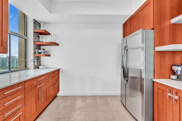 3340 NE 190th St 1109, Aventura, FL 33180