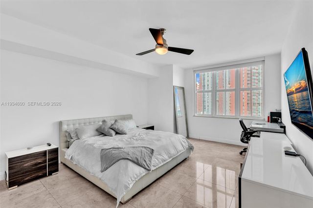 3340 NE 190th St 1109, Aventura, FL 33180