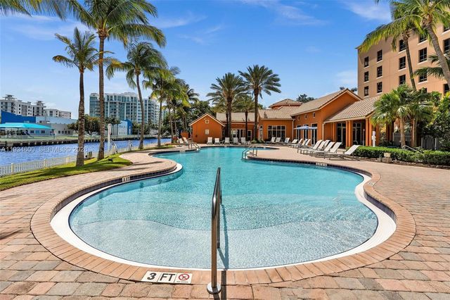 3340 NE 190th St 1109, Aventura, FL 33180