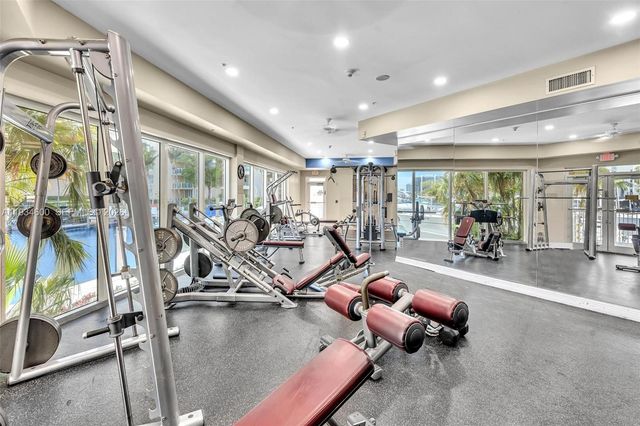 3340 NE 190th St 1109, Aventura, FL 33180