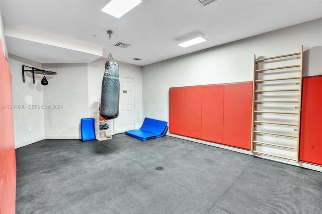 3340 NE 190th St 1109, Aventura, FL 33180