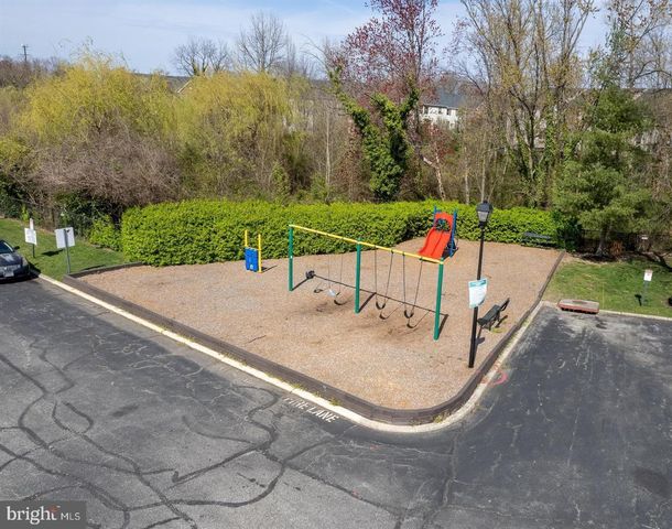 377 VALIANT CIR, Glen Burnie, MD 21061