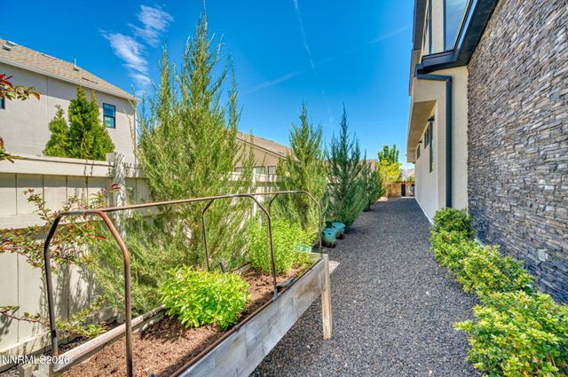 6141 Triple Crown Drive, Reno, NV 89509