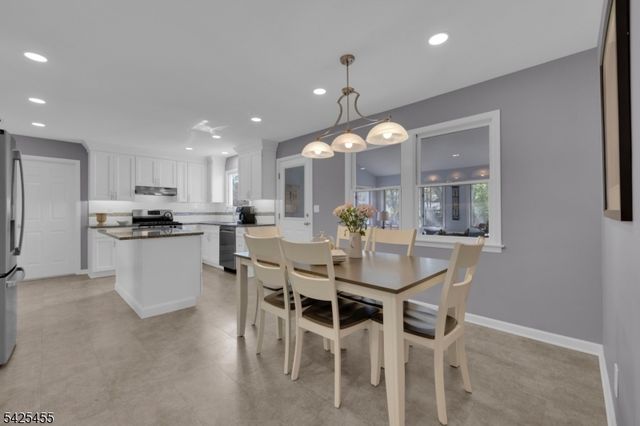 456 Steeplechase Ln, Bridgewater Twp., NJ 08807