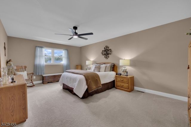 456 Steeplechase Ln, Bridgewater Twp., NJ 08807