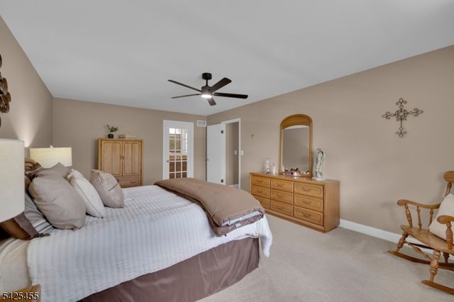 456 Steeplechase Ln, Bridgewater Twp., NJ 08807