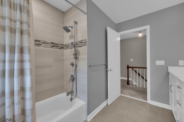 456 Steeplechase Ln, Bridgewater Twp., NJ 08807