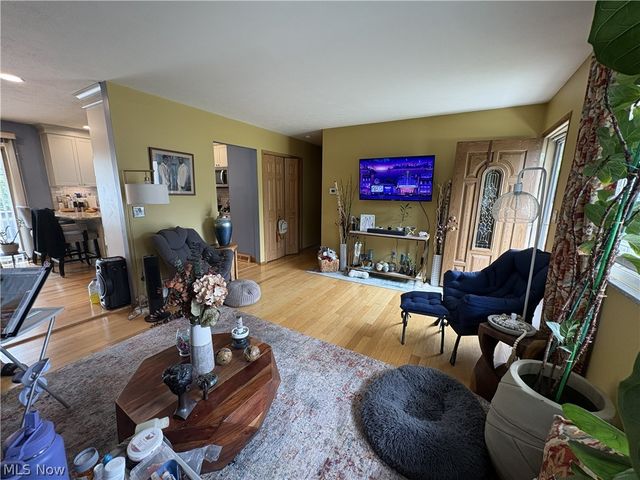 1806 Kennedy Drive, Wickliffe, OH 44092