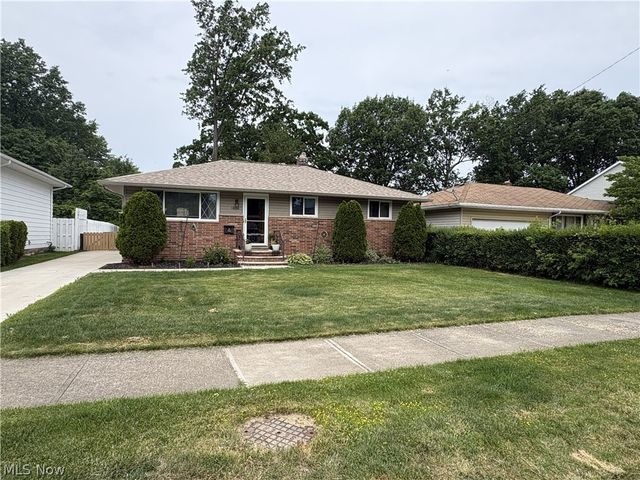 1806 Kennedy Drive, Wickliffe, OH 44092