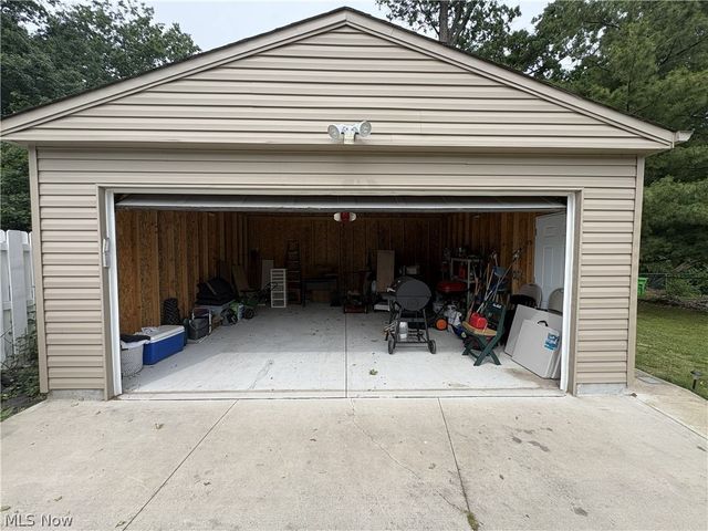 1806 Kennedy Drive, Wickliffe, OH 44092