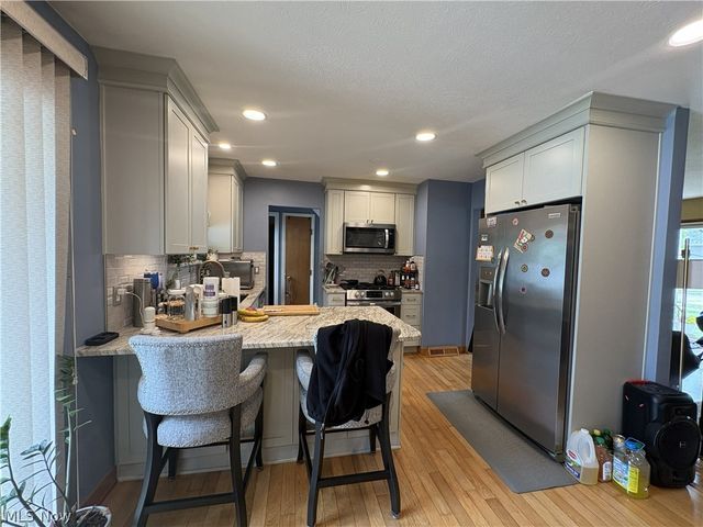 1806 Kennedy Drive, Wickliffe, OH 44092