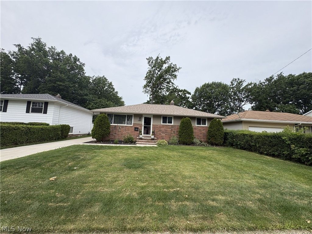 1806 Kennedy Drive, Wickliffe, OH 44092