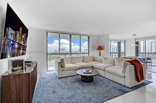 3500 Mystic Pointe Dr 1205, Aventura, FL 33180