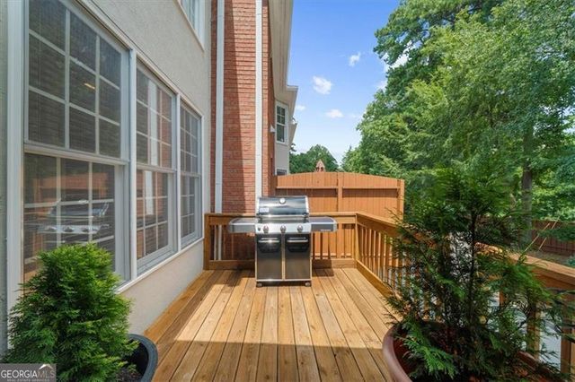 4392 Paces Point Circle SE, Smyrna, GA 30080