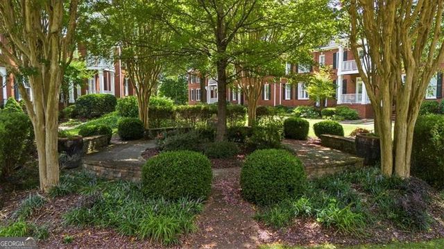 4392 Paces Point Circle SE, Smyrna, GA 30080