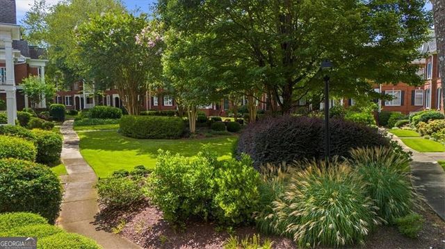 4392 Paces Point Circle SE, Smyrna, GA 30080