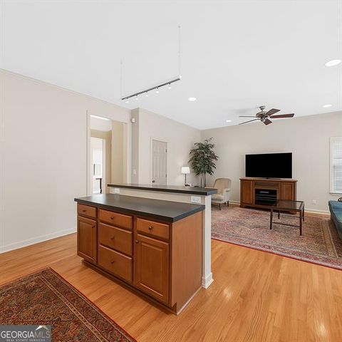 4392 Paces Point Circle SE, Smyrna, GA 30080