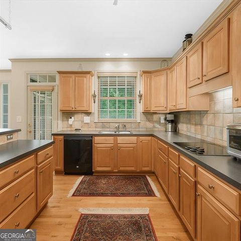 4392 Paces Point Circle SE, Smyrna, GA 30080