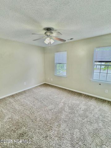 319 Bracken Place, Jacksonville, NC 28540