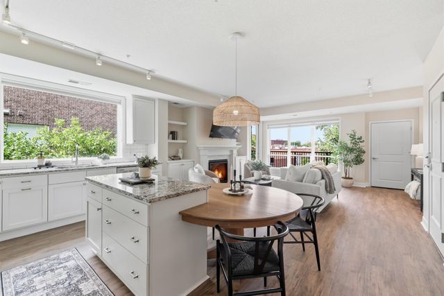 3970 Wooddale Avenue S 202D, Saint Louis Park, MN 55416