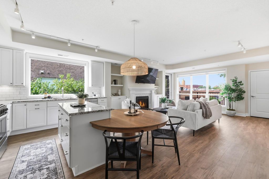 3970 Wooddale Avenue S 202D, Saint Louis Park, MN 55416 — exterior