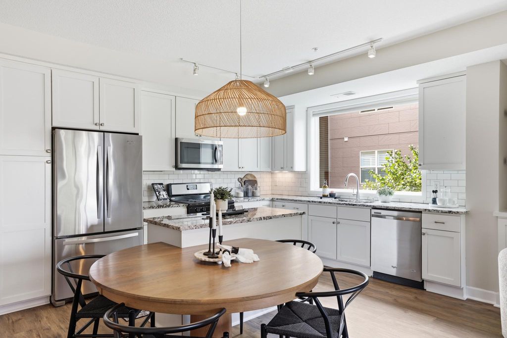 3970 Wooddale Avenue S 202D, Saint Louis Park, MN 55416 — photo 3