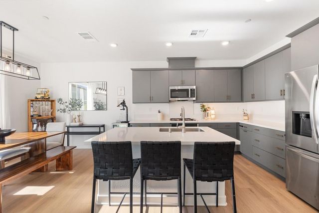 76321 Oxford Lane, Palm Desert, CA 92211