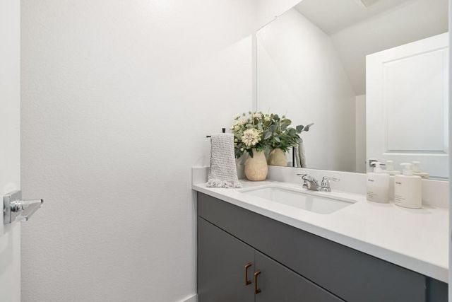 76321 Oxford Lane, Palm Desert, CA 92211