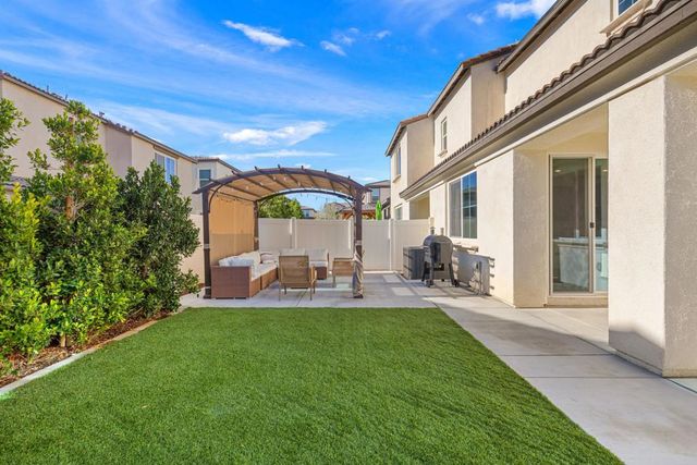 76321 Oxford Lane, Palm Desert, CA 92211