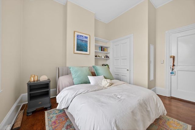261 Commonwealth Ave 8, Boston, MA 02116