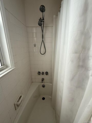615 Palmer Road 408, Yonkers, NY 10701