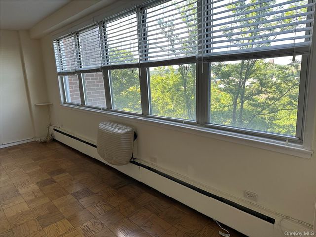 615 Palmer Road 408, Yonkers, NY 10701