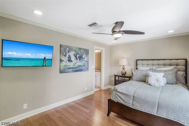 655 Galleon DR, Naples, FL 34102