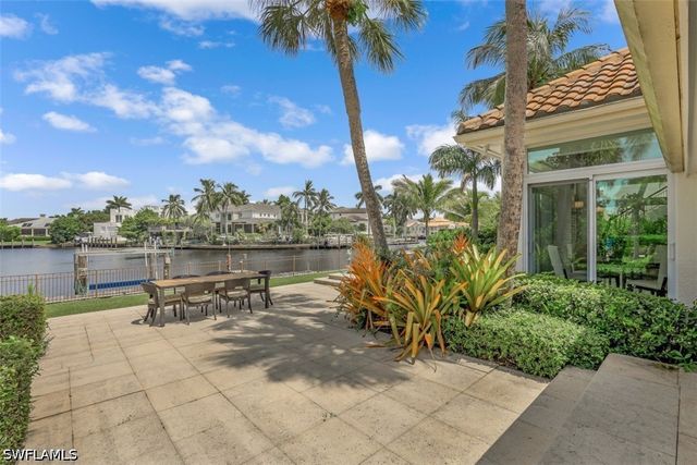 655 Galleon DR, Naples, FL 34102