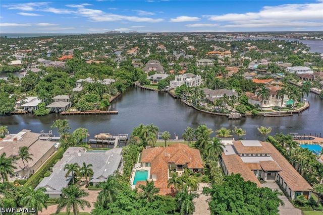 655 Galleon DR, Naples, FL 34102