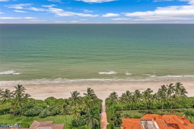 655 Galleon DR, Naples, FL 34102