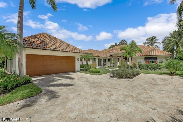 655 Galleon DR, Naples, FL 34102