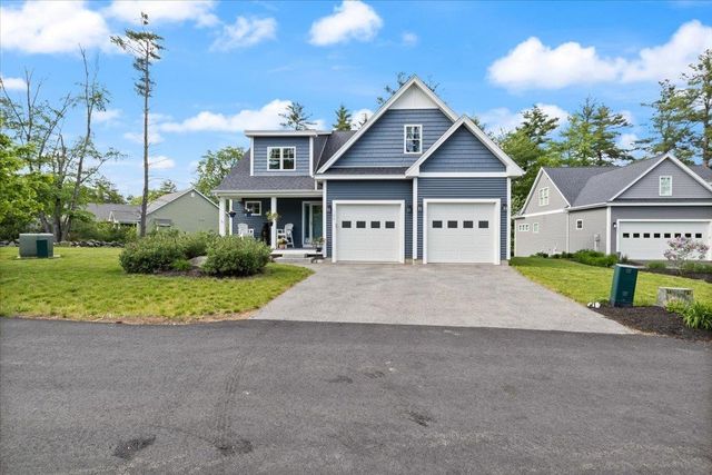 24 Red Barn Drive, Dover, NH 03820