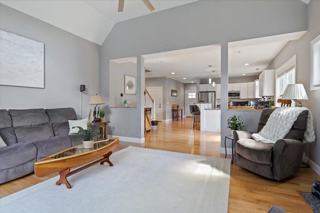 24 Red Barn Drive, Dover, NH 03820