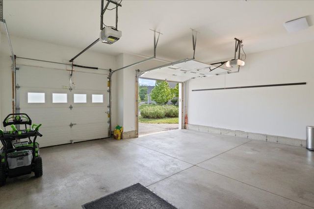 24 Red Barn Drive, Dover, NH 03820