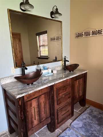 33689 Spruce Grouse Lane, Afton, OK 74331