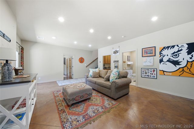33689 Spruce Grouse Lane, Afton, OK 74331